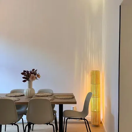 Dimora Cuore - Mediterranean Elegance In Appartement Bratislava