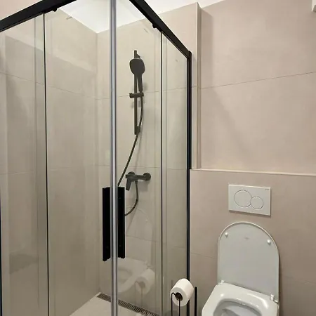 Appartement Dimora Cuore - Mediterranean Elegance In Bratislava